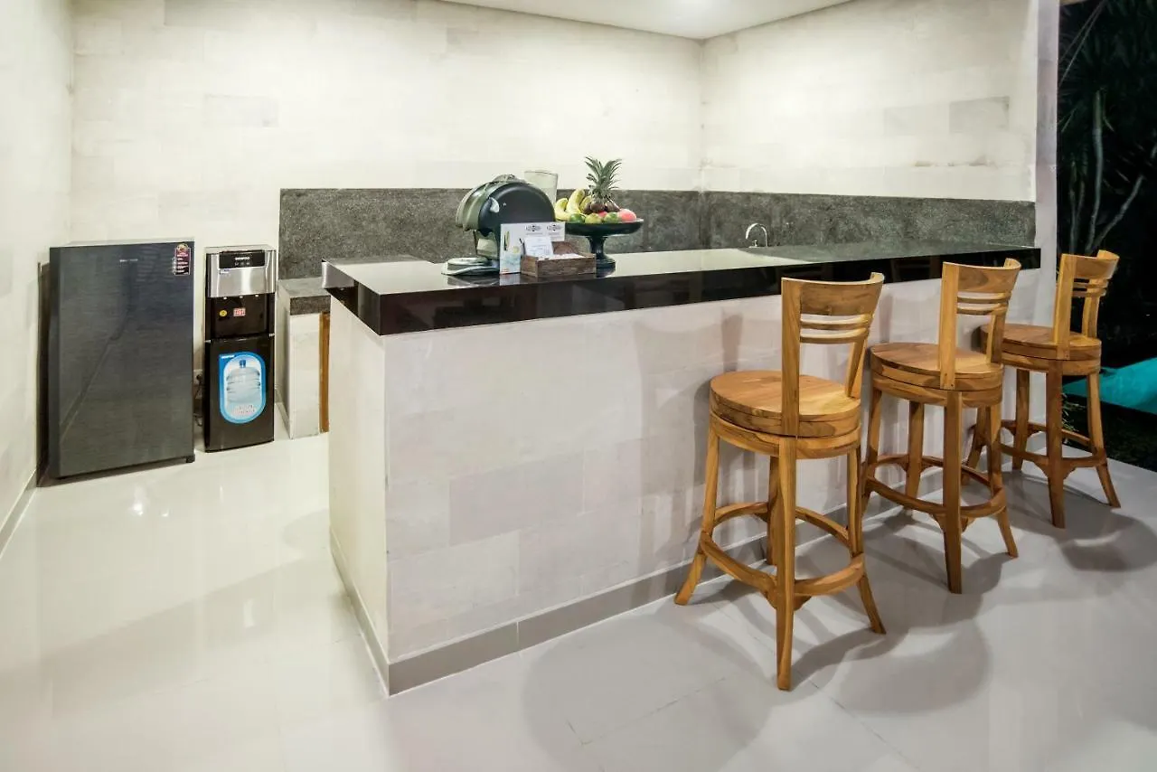 Sandi Agung Villa Bidadari Seminyak